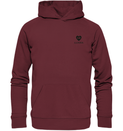Echo Hoodie von LLOOVA auf Holzsteg am Hamburger Hafen


